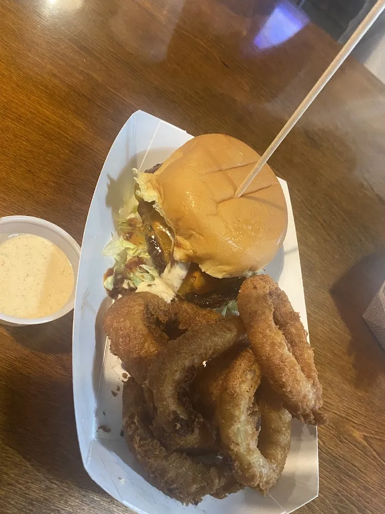 Handcut Beer Battered Onion Rings with Chipolte Ranch